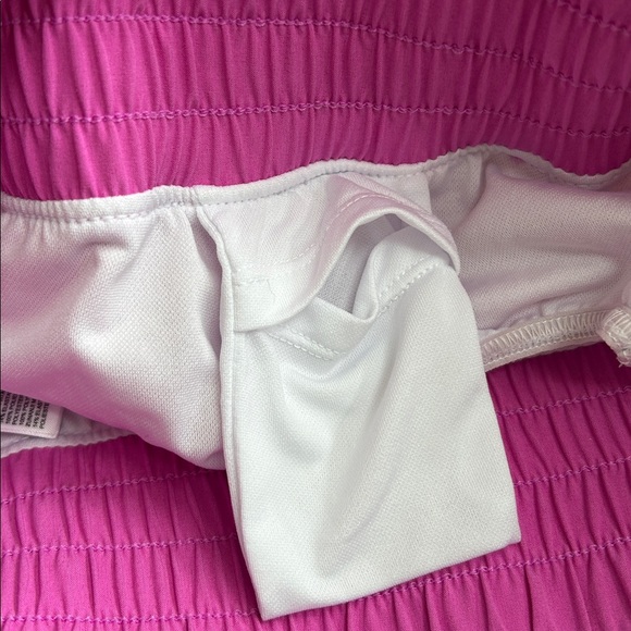 GAP Fit Hot Pink Running Shorts, Small - Picture 5 of 5